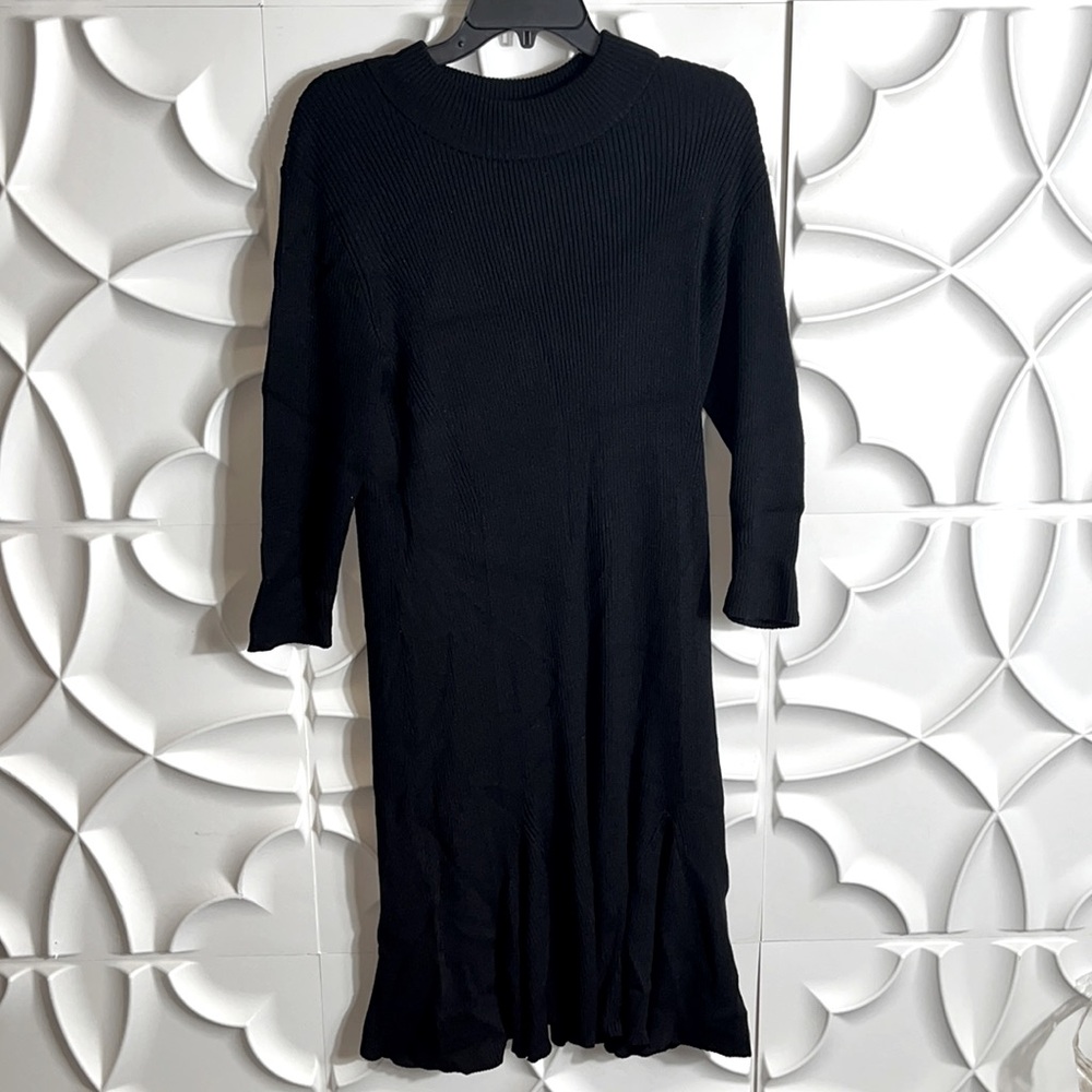 Julia Jordan Black Ribbed Sweaterdress sz L.  (89)